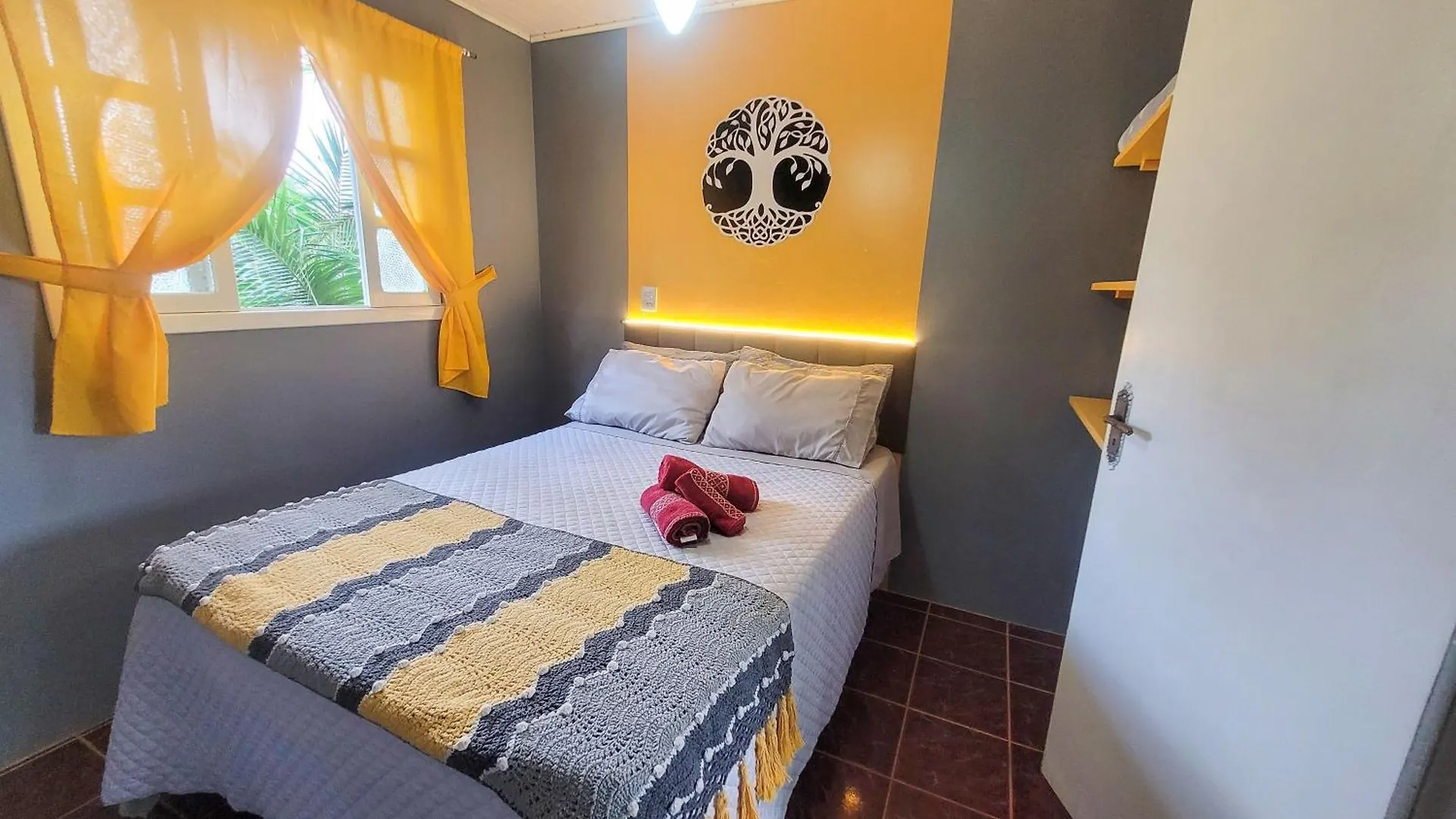 Casa de hóspedes Pousada Renascer 520 Barra de Ibiraquera Brasil