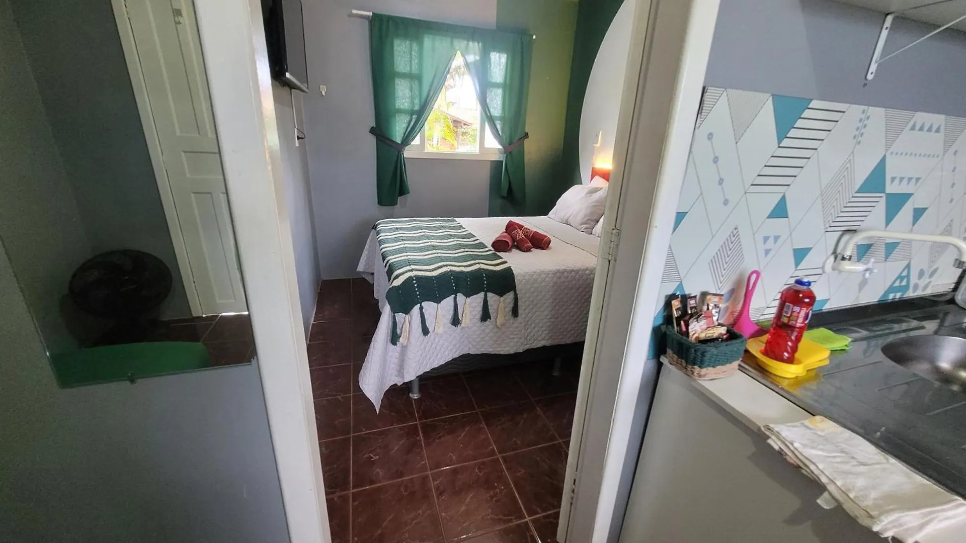 Casa de hóspedes Pousada Renascer 520 Barra de Ibiraquera Brasil