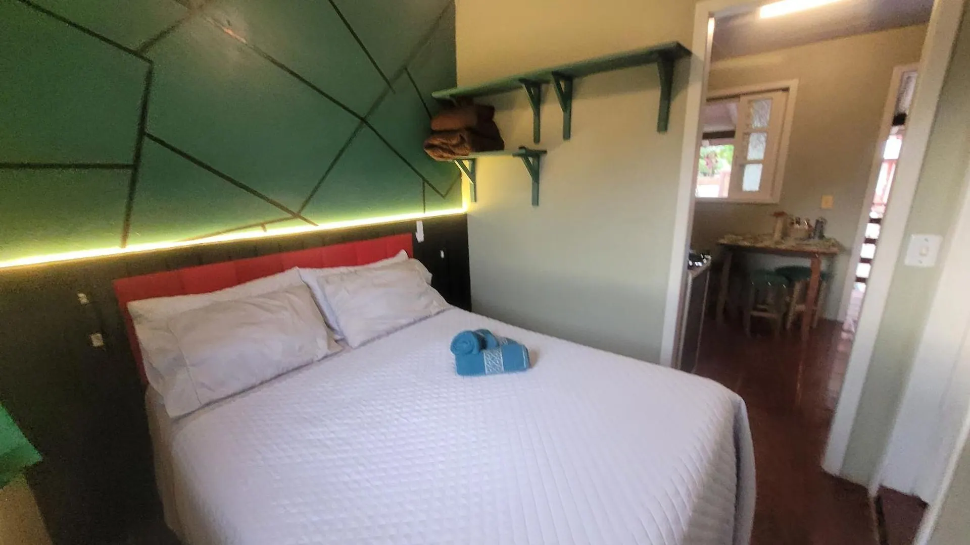Pousada Renascer 520 Barra de Ibiraquera Guest house